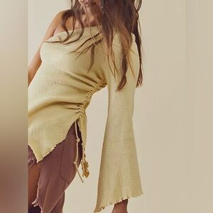 Free People Hello There Blouse in Pampas